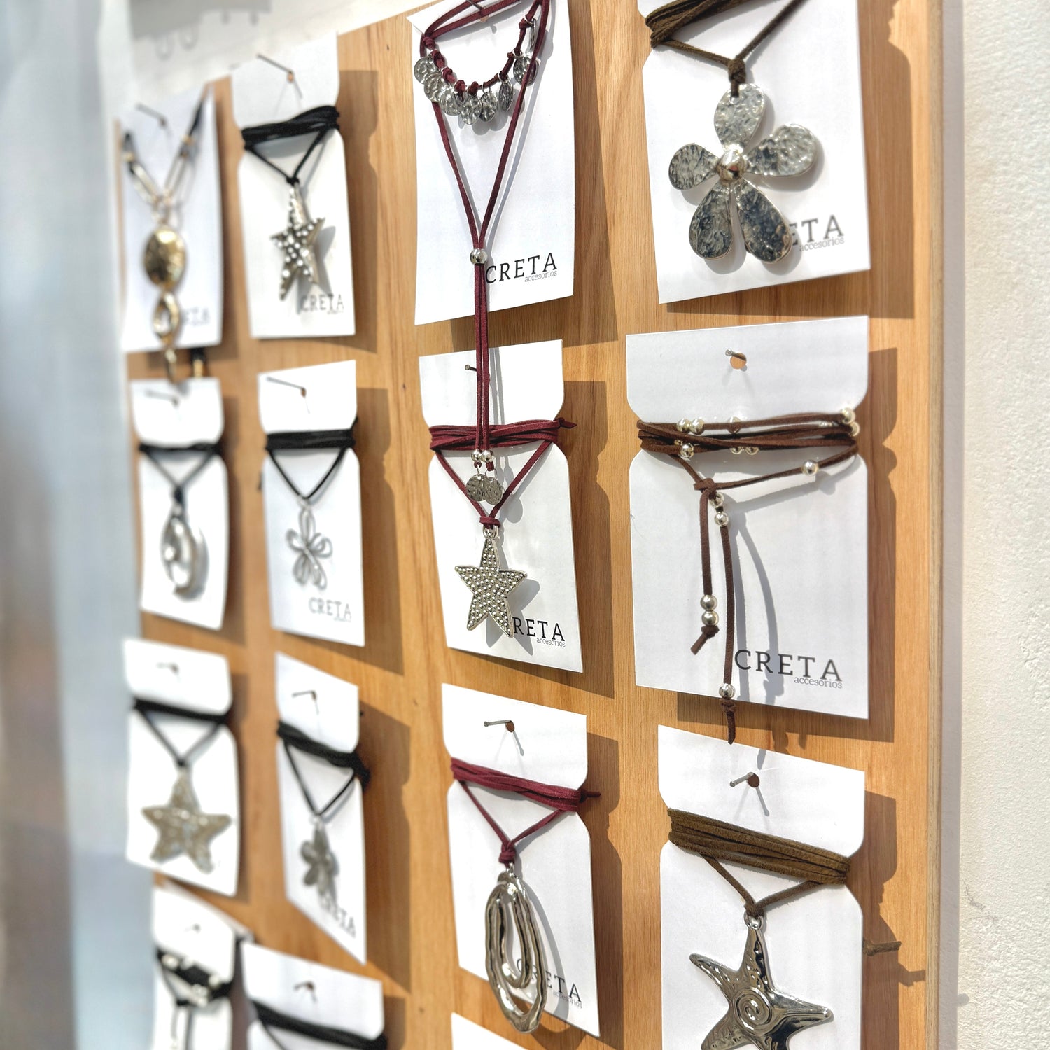 COLLARES